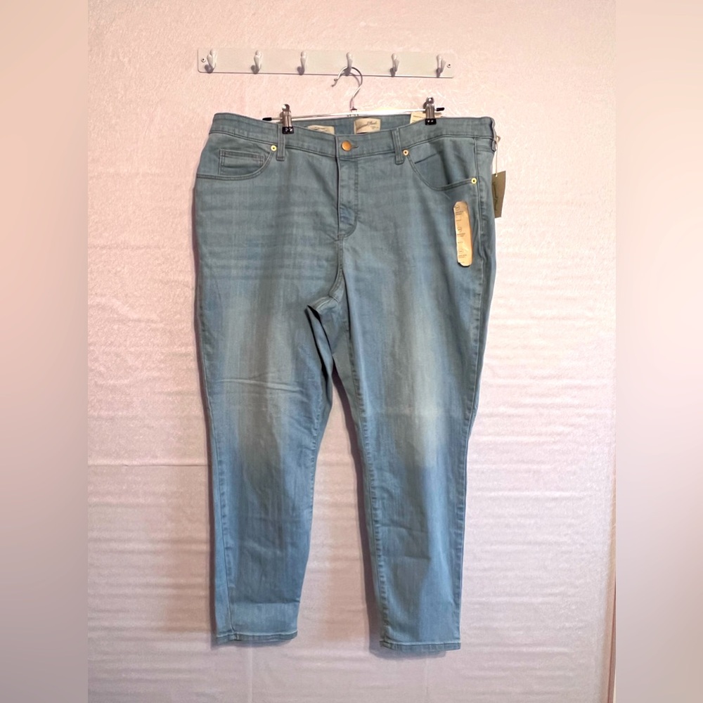 Universal Thread MID-RISE SKINNY JEAN